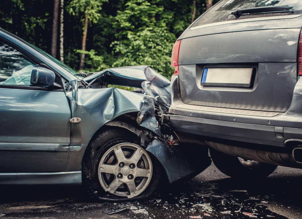 Streifkollision Spreitenbach A1. Verwickelte Fahrzeuge in einer Kollision. 