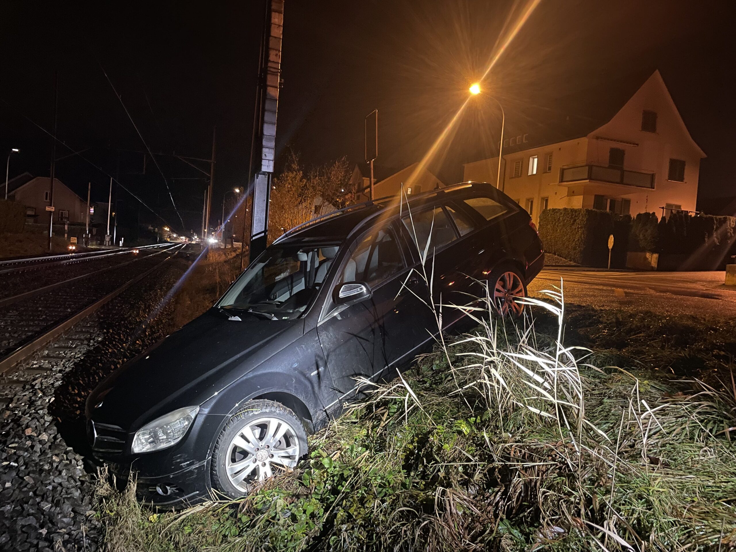 Alkoholunfall in Amriswil TG: Autofahrer verliert Kontrolle. 