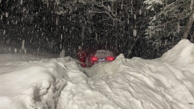 Schwerer Verkehrsunfall in Arosa GR: Fahrerin mittelschwer verletzt