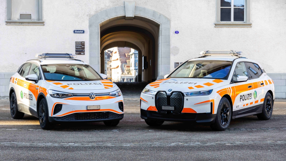 Kantonspolizei St.Gallen führt neue Elektrofahrzeuge ein. Kantonspolizei St.Gallen führt neue Elektrofahrzeuge ein.