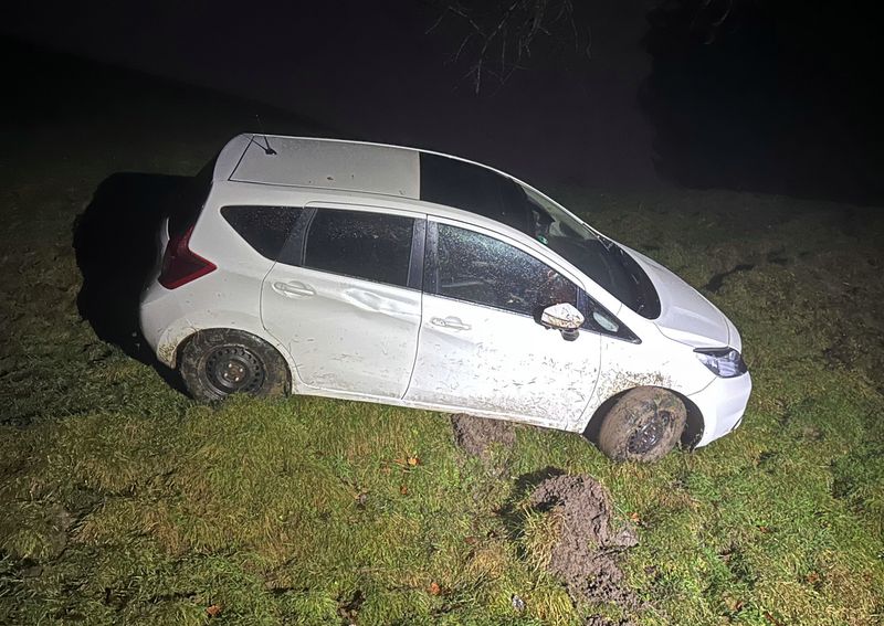 Rehetobel AR: Fahrzeug nach Selbstunfall Abhang hinuntergerutscht Rehetobel AR: Fahrzeug nach Selbstunfall Abhang hinuntergerutscht