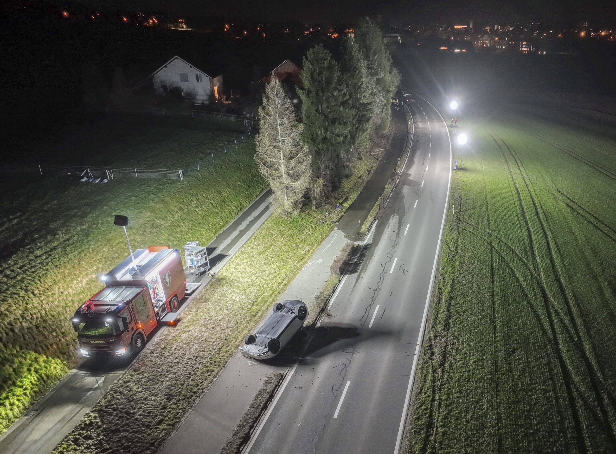 Zeugenaufruf nach Verkehrsunfall in Amriswil TG: Fahrer leicht verletzt Zeugenaufruf nach Verkehrsunfall in Amriswil TG: Fahrer leicht verletzt