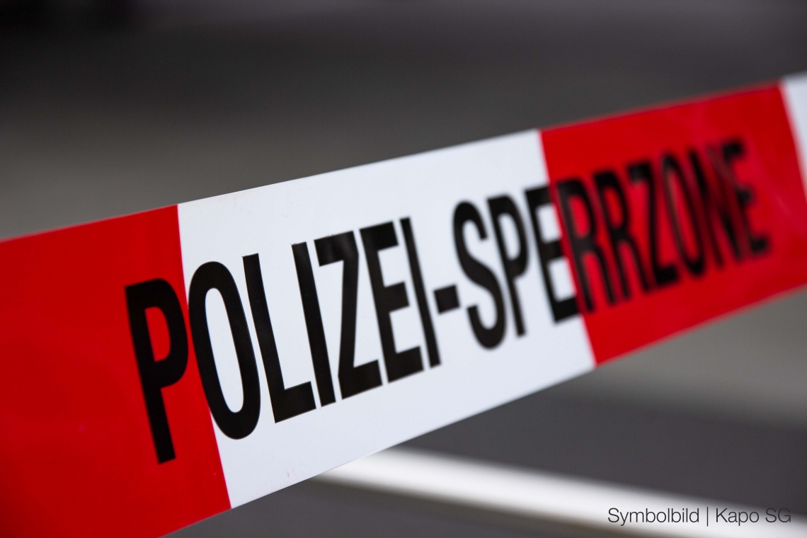 St. Gallen: Tödlicher Streit in Wohnung fordert das Leben eines 49-jährigen Schweizers St. Gallen: Tödlicher Streit in Wohnung fordert das Leben eines 49-jährigen Schweizers