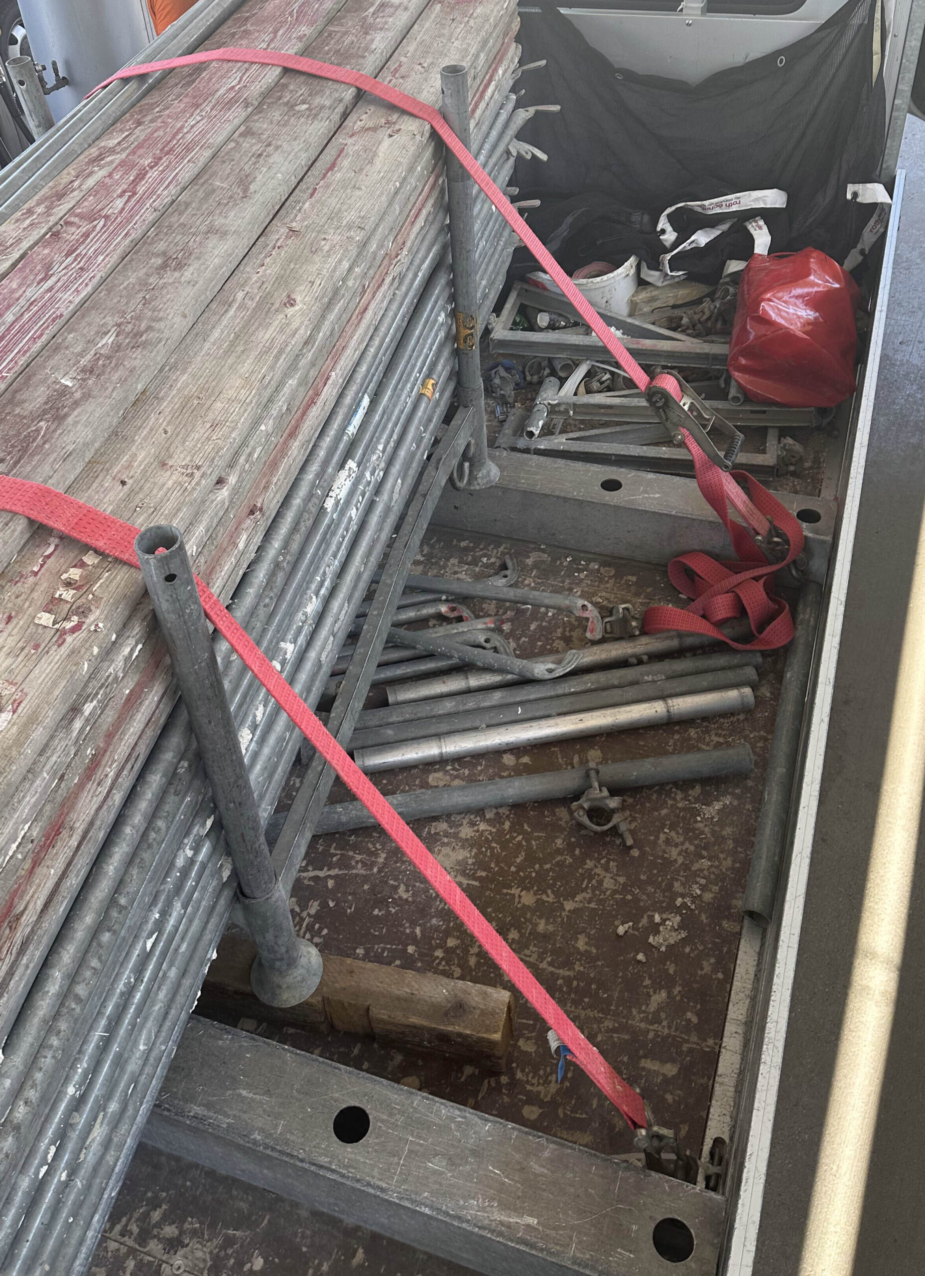 Schwerverkehrskontrollen in Schwyz: Mehrere Verstöße festgestellt Schwerverkehrskontrollen in Schwyz: Mehrere Verstöße festgestellt