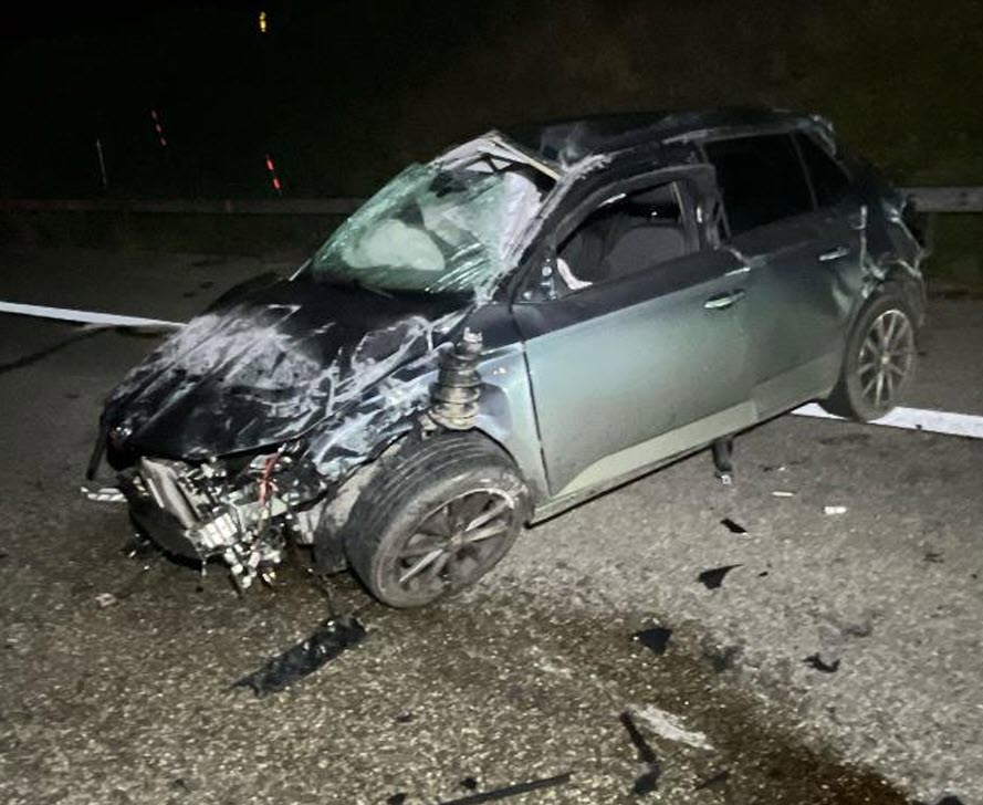 Biberist SO, Autobahn A5: Mit Auto in angetrunkenem Zustand Selbstunfall verursacht – Fahrzeuglenkerin leicht verletzt Biberist SO, Autobahn A5: Mit Auto in angetrunkenem Zustand Selbstunfall verursacht – Fahrzeuglenkerin leicht verletzt